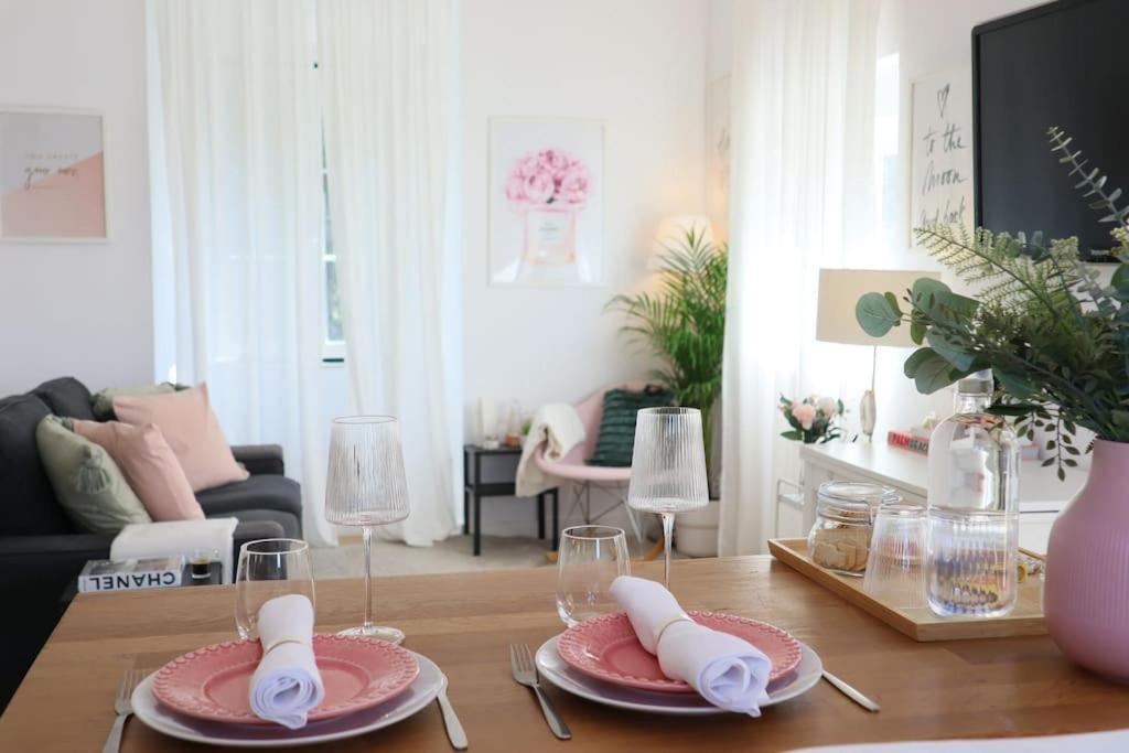 Center Lovely Apartamento *